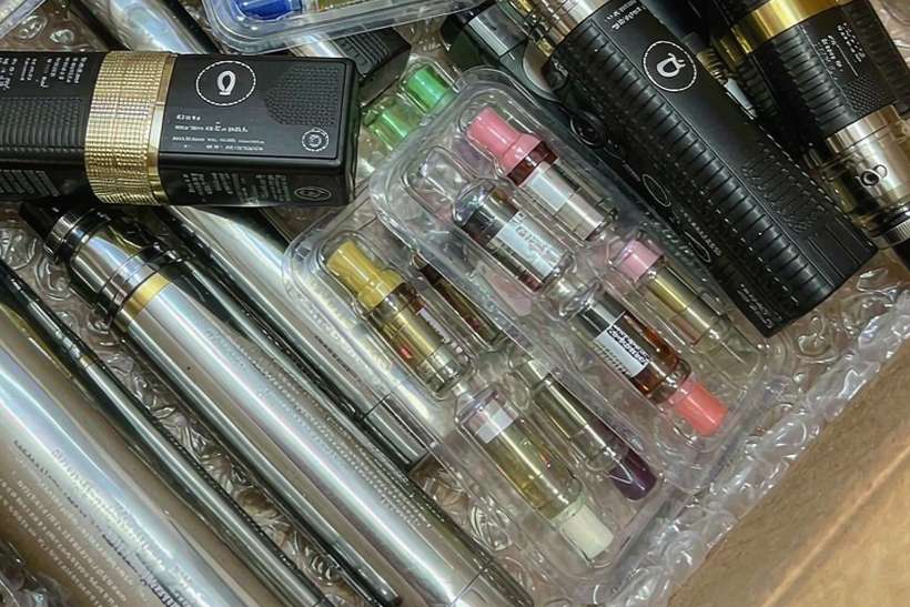B2B Supply of vape kits — Autumn stock
