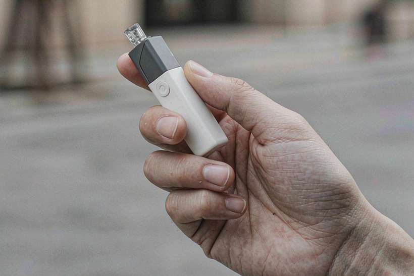 B2B Supply of vape kits — bulk case