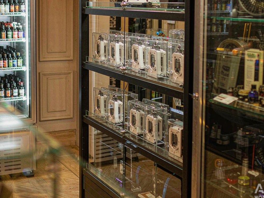 B2B Supply of vape tanks — wholesale only