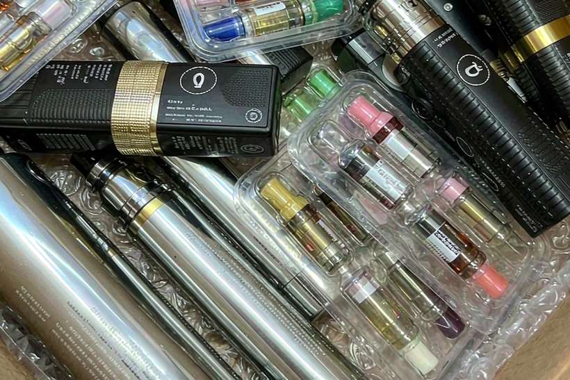 Bulk Distribution for vape kits — Autumn stock