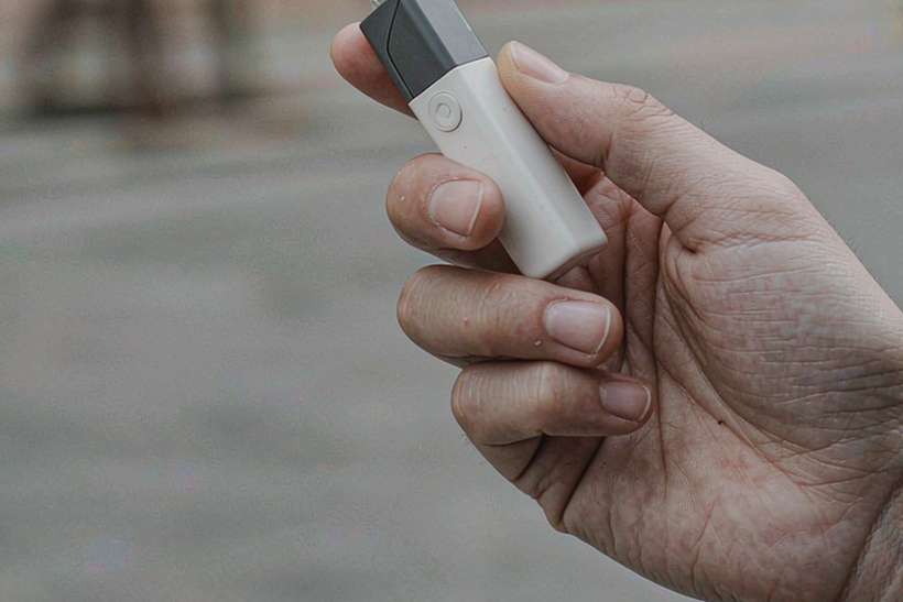 Buyer's Guide to vape bundles — bulk case