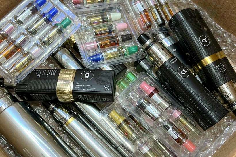Buyer's Guide to vape e-liquid — small parcel