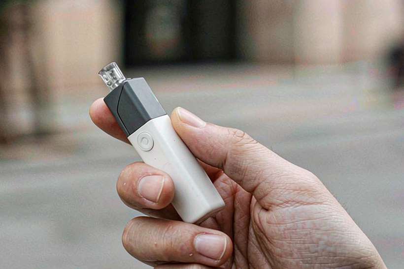 Comparison of vape kits Suppliers — bulk case