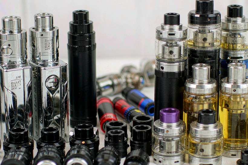 Device Catalog for vape hardware — container load