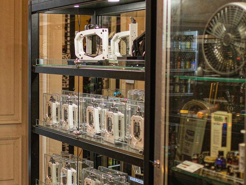 Launch Plan for vape disposables — no minimum MOQ
