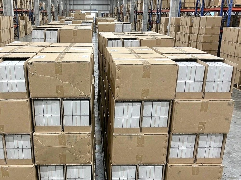 Launch Plan for vape disposables — wholesale only