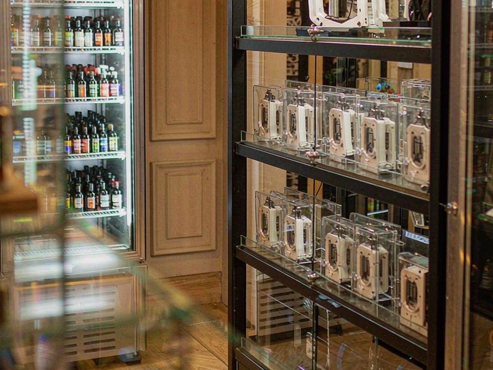 Margins on vape hardware — premium tier