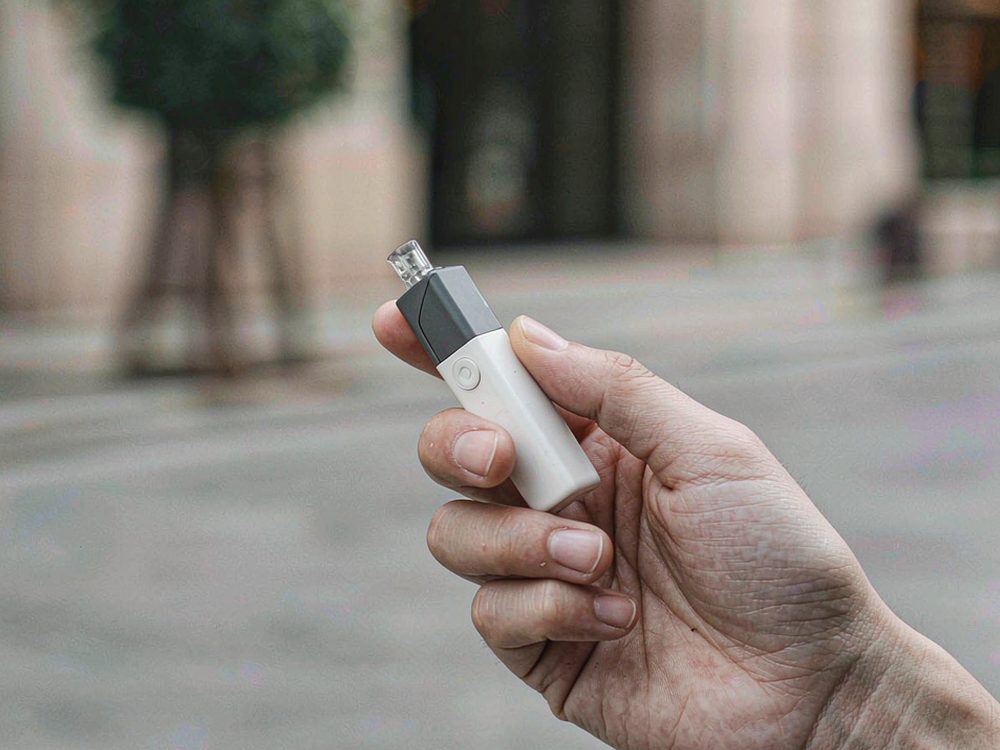 Regional Review of vape disposables — premium tier