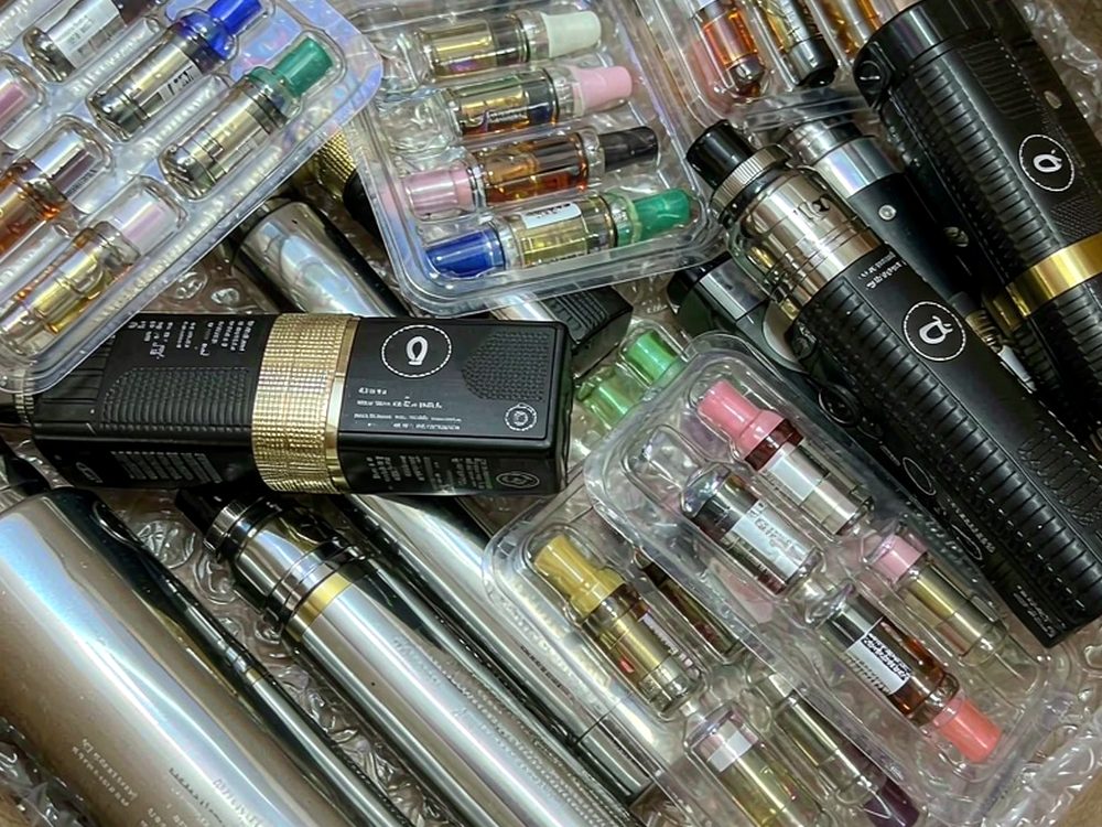 Restocking vape kits — no minimum MOQ