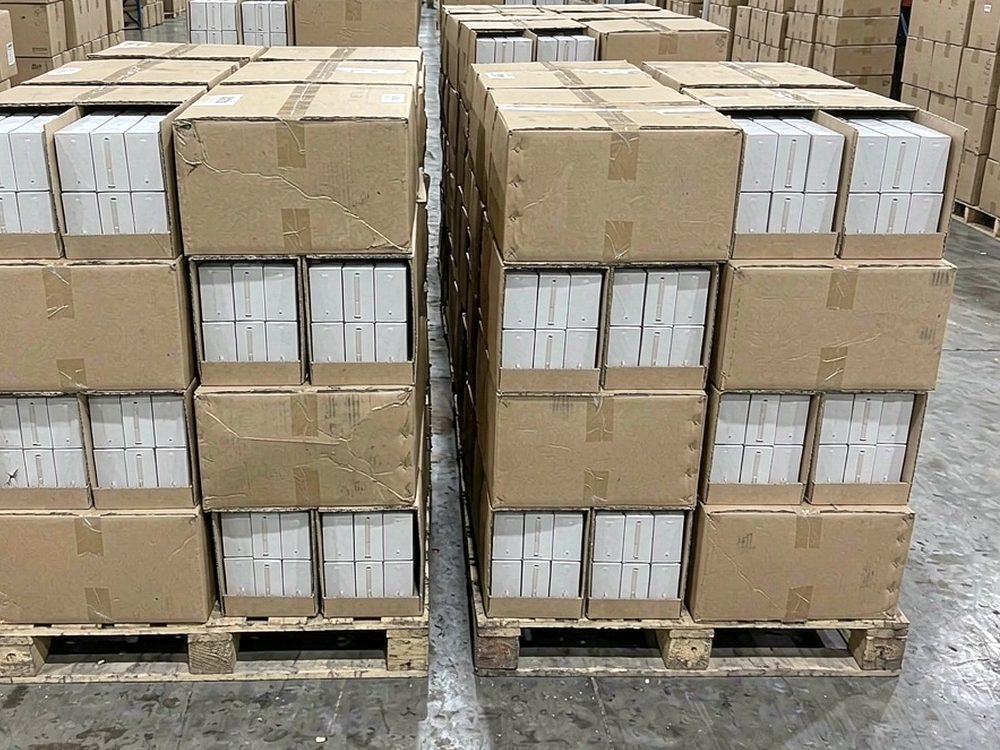 Restocking vape pods — premium tier