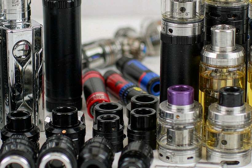 Updated Price List for vape kits — container load