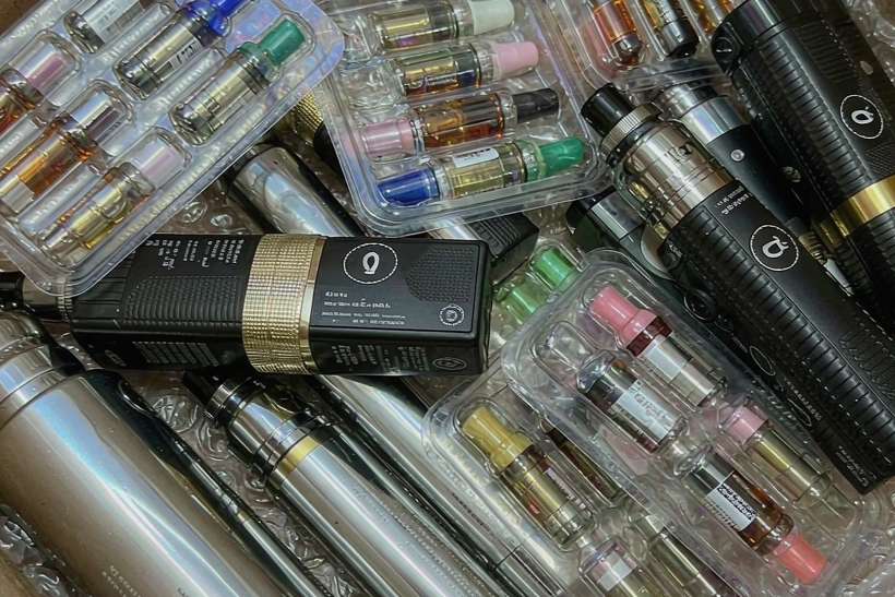 Wholesale vape e-liquid — bulk case